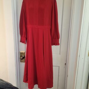 Red pleated front dress XL